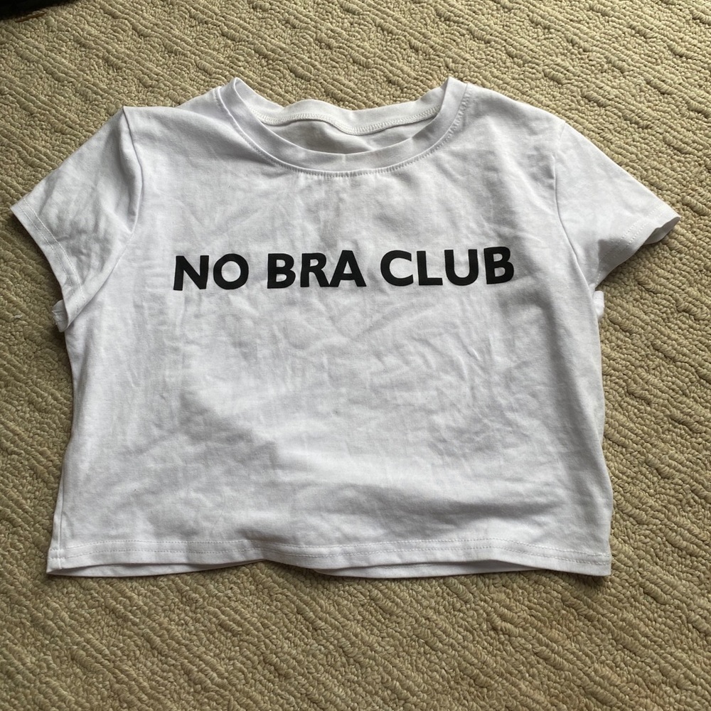 No bra club crop tee